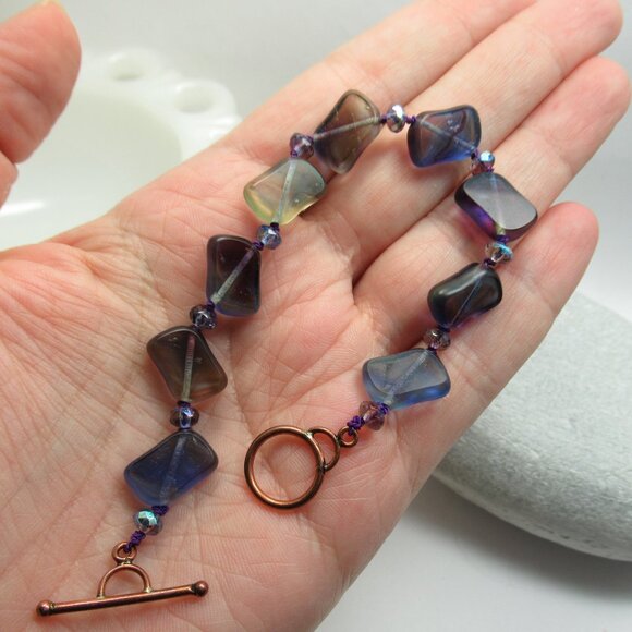 Uranium glass bracelet - Picture 9 of 10